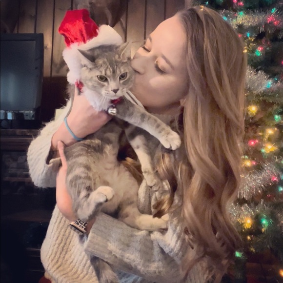 Meet your Posher, Delaney - Picture 3 of 3